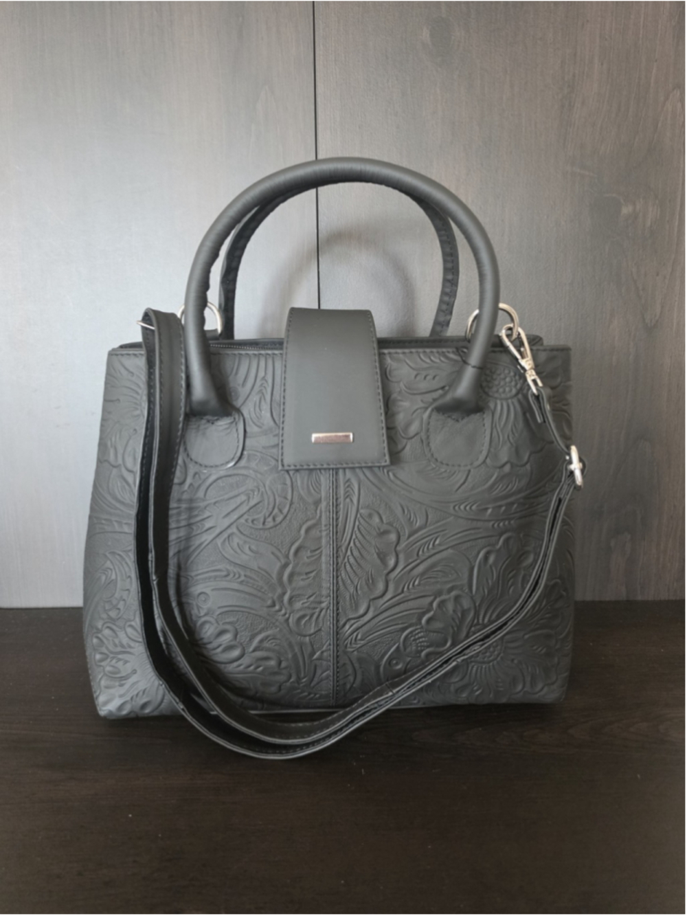 Black Floral Embossed Tooled Artisan LEATHER Hobo Bag Purse Crossbody - Picture 5 of 16
